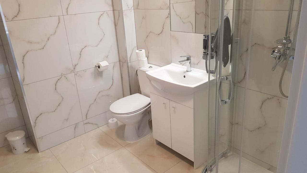 Apartamenty Centrum Plac Wolnosci Aparthotel Kielce Kültér fotó
