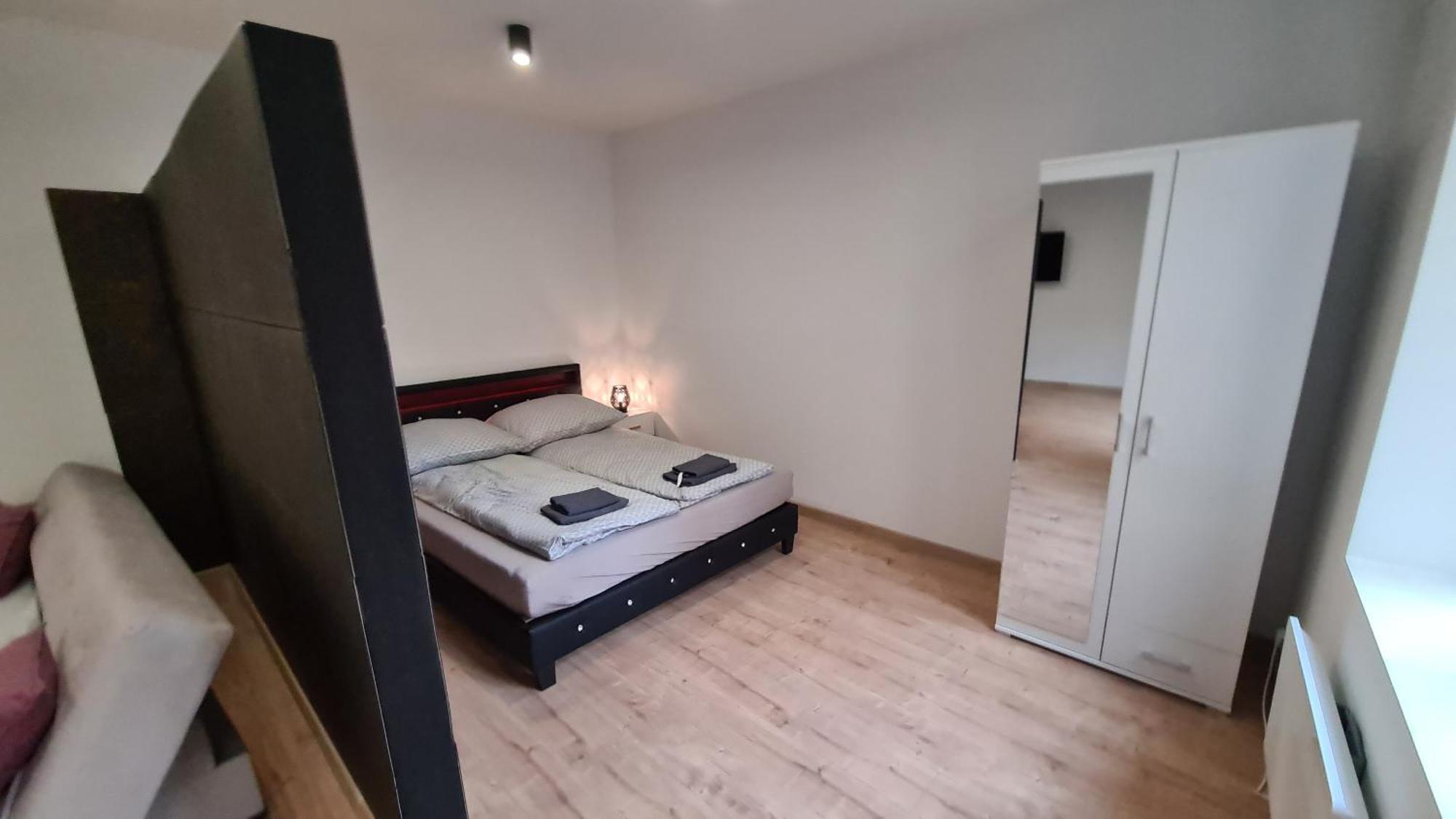 Apartamenty Centrum Plac Wolnosci Aparthotel Kielce Kültér fotó